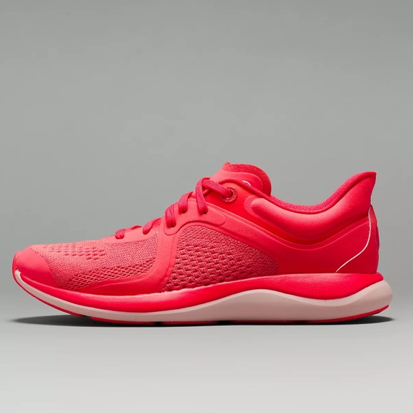 New in box lululemon Chargefeel Low Women's Workout Sneaker 7 - Picture 3 of 6